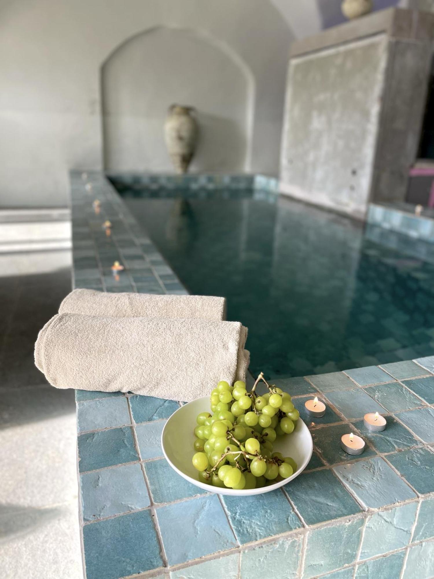 Le Couvent D'Herepian - Hotel & Spa Bagian luar foto