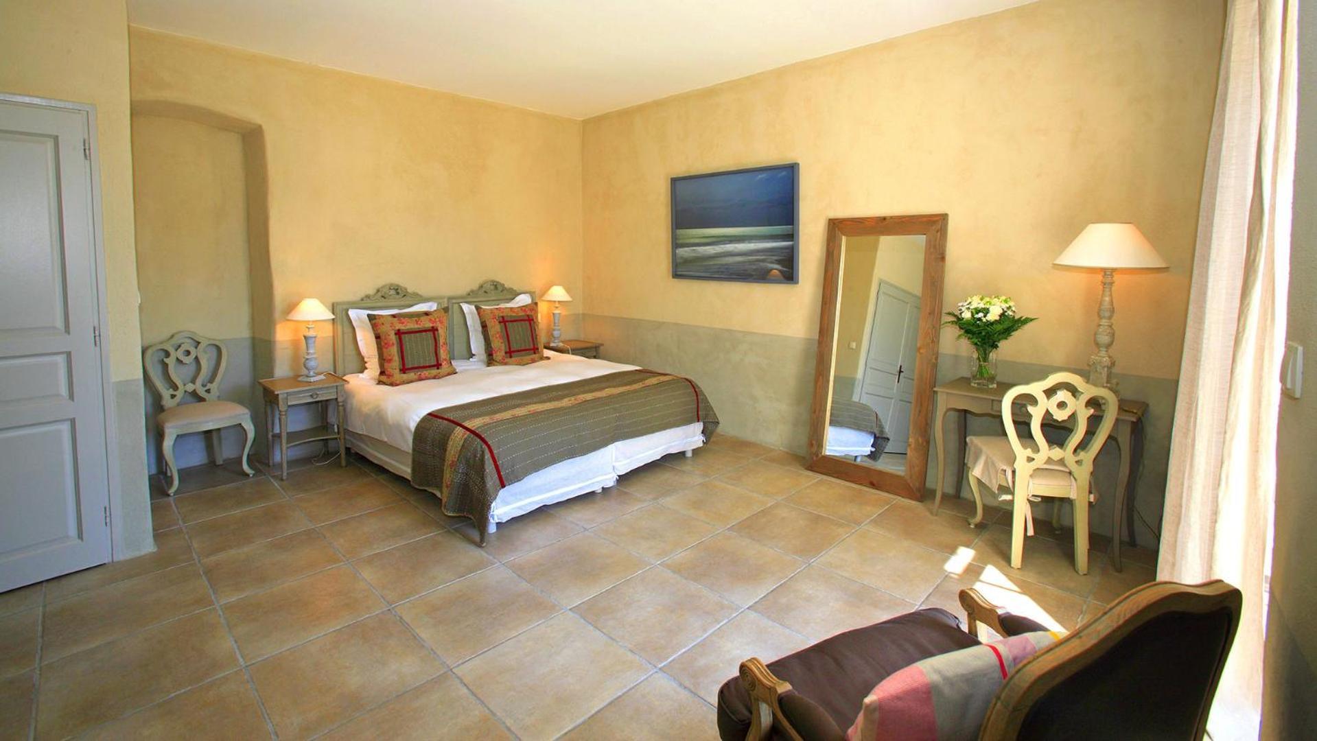Le Couvent D'Herepian - Hotel & Spa Bagian luar foto